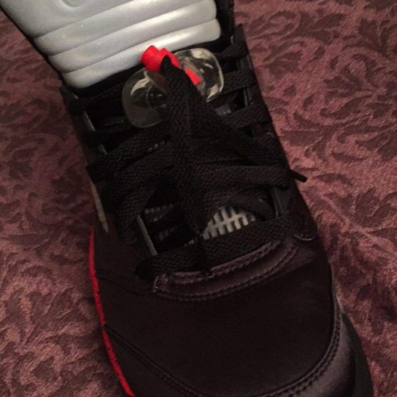 Jordan retro 5's - Picture 3 of 3